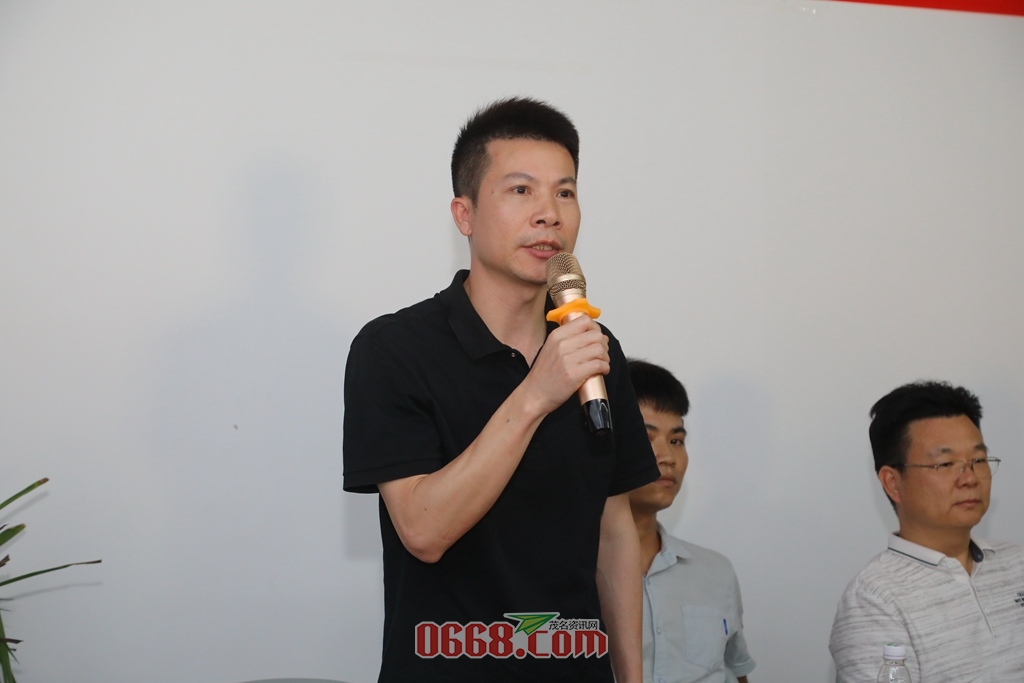 XXS_2259.jpg